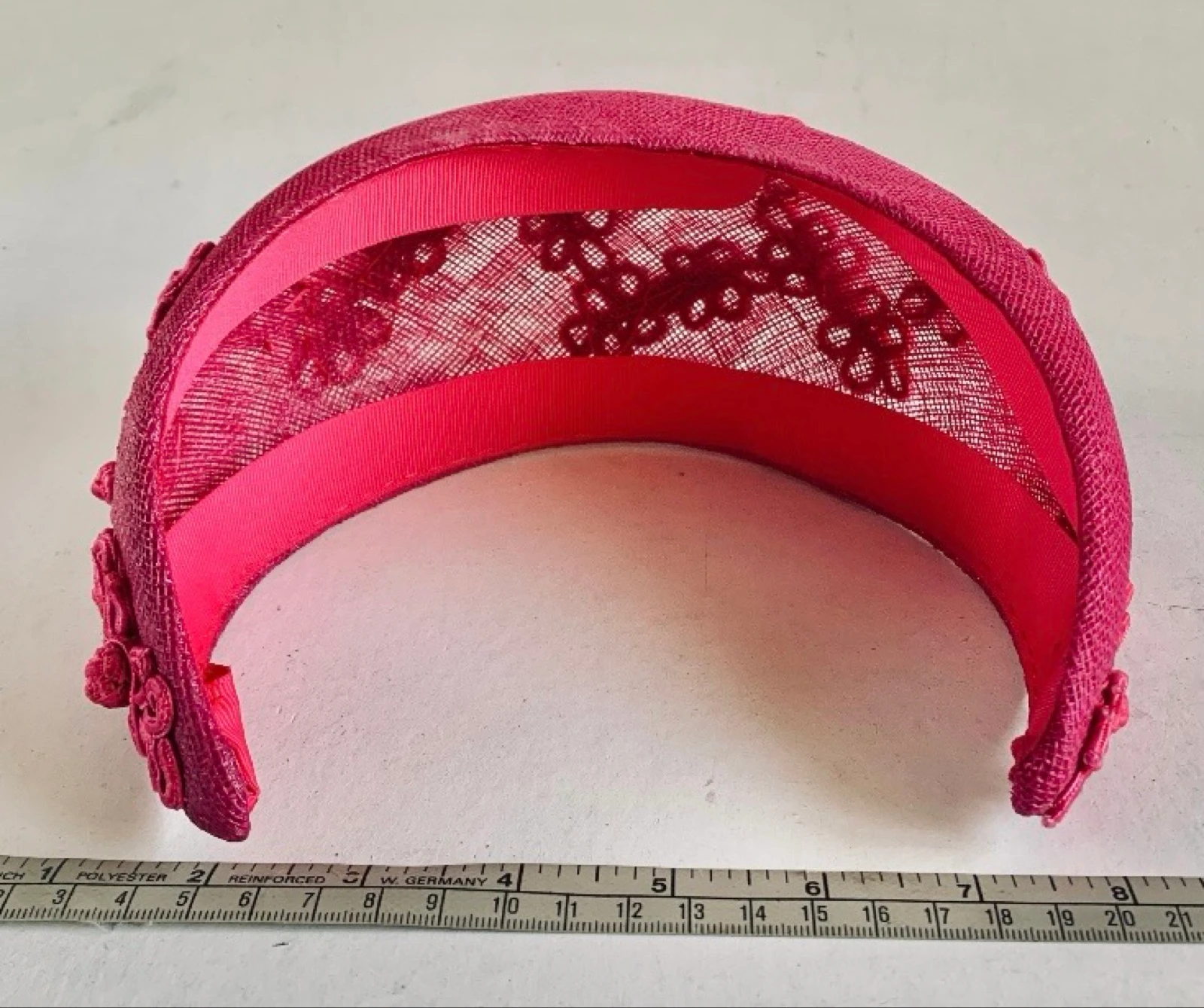 Handgemaakte unieke halo hoed cyclaam met Chinese versiering one fits all – photo 10